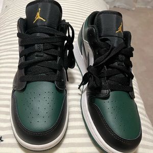 Air Jordan retro 1. AUTHENTIC!